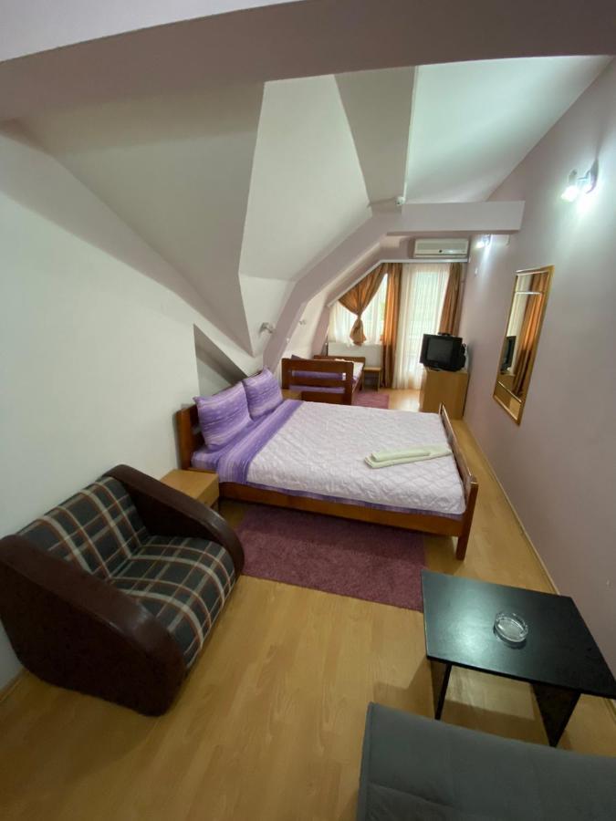 Zormaris-M Hotel Vranje Exterior foto